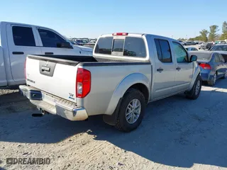 2018 Nissan Frontier SV V6 with VIN 1N6DD0ER5JN724779, listed as a IAAI auction lot 41716717 with 92,737 mi miles. Bid and sale history available at carsss.com. Image 4.