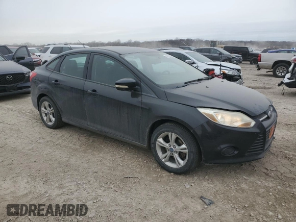2013 Ford Focus SE with VIN 1FADP3F21DL261137, listed as a Copart auction lot 44037825 with 171,302 mi miles and Salvage title. Bid and sale history available at DreamBid. Image 4.