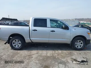 2017 Nissan Titan SV z VIN 1N6AA1EJ0HN559519, wystawiony jako IAAI lot #41798623 z przebiegiem 116 292 mil mil oraz . Historia ofert i sprzedaży dostępna na DreamBid. Obrazek 13.