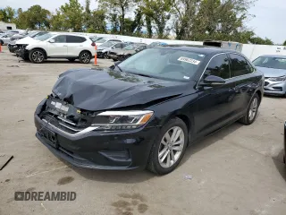2020 Volkswagen Passat SE z VIN 1VWSA7A38LC014025, wystawiony jako Copart lot #69962234 z przebiegiem 86 574 mil mil oraz Szkoda całkowita • Salvage title. Historia ofert i sprzedaży dostępna na DreamBid. Obrazek 1.
