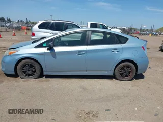 2013 Toyota Prius One with VIN JTDKN3DU6D5629201, listed as a IAAI auction lot 42108606 with 473,790 mi miles. Bid and sale history available at carsss.com. Image 14.