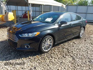 2013 Ford Fusion SE with VIN 3FA6P0HR5DR382286, listed as a IAAI auction lot 42027498 with 191,366 mi miles. Bid and sale history available at carsss.com. Image 2.