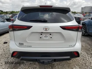 2024 Toyota Highlander LE with VIN 5TDKDRAH6RS534720, listed as a Copart auction lot 59989285 with 12,626 mi miles and Salvage title. Bid and sale history available at DreamBid. Image 6.