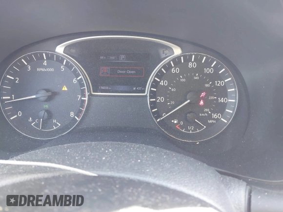 2017 Nissan Pathfinder SV with VIN 5N1DR2MMXHC650993, listed as a IAAI auction lot 41460677 with 176,033 mi miles. Bid and sale history available at carsss.com. Image 7.