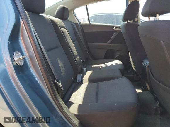 2010 Mazda 3 i Sport z VIN JM1BL1SF8A1354240, wystawiony jako Copart lot #55661775 z przebiegiem 109 209 mil mil oraz Szkoda całkowita • Salvage title. Historia ofert i sprzedaży dostępna na DreamBid. Obrazek 10.