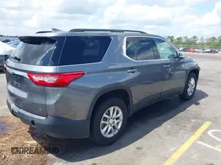 2020 Chevrolet Traverse LT Cloth with VIN 1GNERGKW7LJ133074, listed as a IAAI auction lot 41945153 with 78,983 mi miles. Bid and sale history available at carsss.com. Image 4.