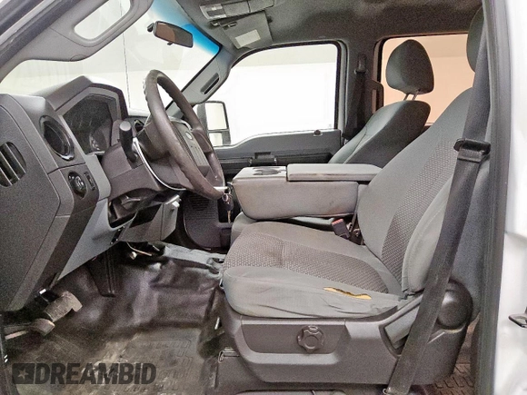2013 Ford F-350 Platinum z VIN 1FT7W3BT2DEB76384, wystawiony jako Copart lot #55618985 z przebiegiem 166 851 mil mil oraz Tytuł czysty. Historia ofert i sprzedaży dostępna na DreamBid. Obrazek 7.