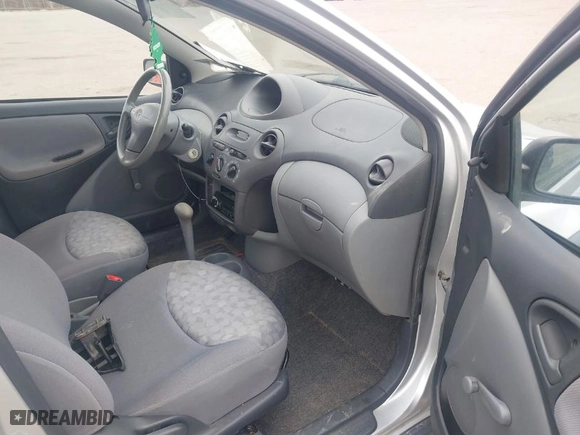 2000 Toyota ECHO with VIN JTDBT1235Y0060266, listed as a IAAI auction lot 41840654 with NaN miles. Bid and sale history available at carsss.com. Image 5.