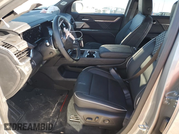 2024 GMC Acadia AWD Denali z VIN 1GKENRKS2RJ194228, wystawiony jako Copart lot #83751564 z przebiegiem 768 mil mil oraz Szkoda całkowita • Salvage title. Historia ofert i sprzedaży dostępna na DreamBid. Obrazek 7.
