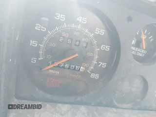 1995 GMC Vandura z VIN 1GTEG25K5SF548518, wystawiony jako IAAI lot #40664471 z przebiegiem 157 506 mil mil oraz . Historia ofert i sprzedaży dostępna na DreamBid. Obrazek 7.