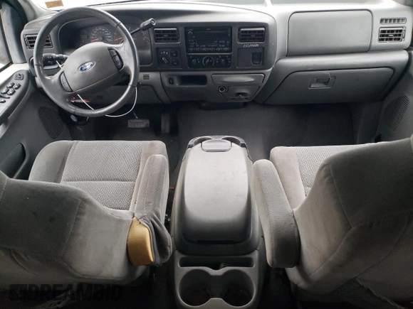 2004 Ford Excursion Special Serv с VIN 1FMNU41L44EB01671, выставлен на аукционе Copart как лот 85745504 с пробегом 202 510 миль миль и Чистый • Clean title. История ставок и продаж доступна на DreamBid. Изображение 8.