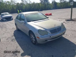 2004 Mercedes-Benz C 320 with VIN WDBRF64J04F551588, listed as a IAAI auction lot 41971774 with 184,594 mi miles and . Bid and sale history available at DreamBid. Image 1.