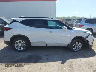 2021 Chevrolet Blazer LT z VIN 3GNKBCRS7MS538791, wystawiony jako IAAI lot #42217259 z przebiegiem 27 367 mil mil oraz . Historia ofert i sprzedaży dostępna na DreamBid. Obrazek 13.