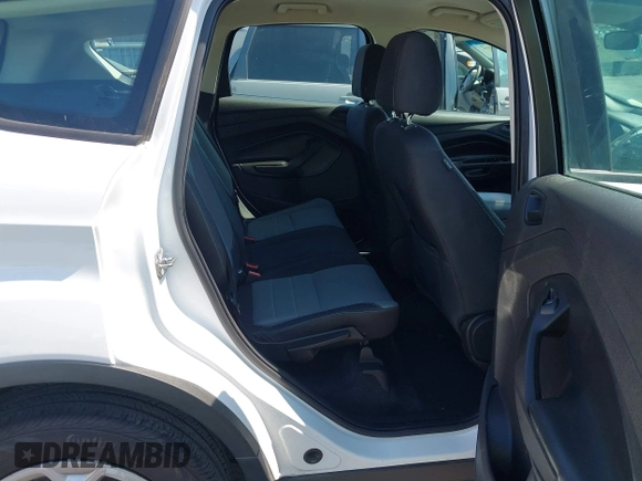 2017 Ford Escape S z VIN 1FMCU0F72HUE74070, wystawiony jako IAAI lot #42462043 z przebiegiem 73 682 mil mil oraz . Historia ofert i sprzedaży dostępna na DreamBid. Obrazek 8.