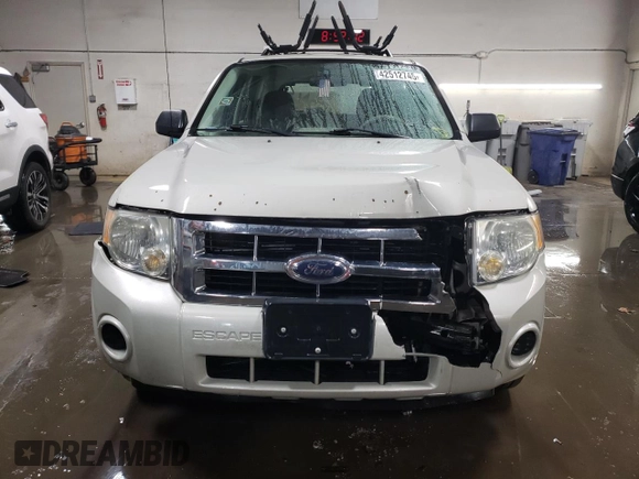 2008 Ford Escape XLS с VIN 1FMCU92Z78KB00951, выставлен на аукционе Copart как лот 42512745 с пробегом 148 569 миль миль и Списание • Salvage title. История ставок и продаж доступна на DreamBid. Изображение 5.