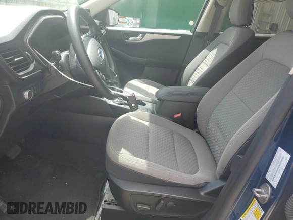 2020 Ford Escape SE z VIN 1FMCU9G66LUC12927, wystawiony jako Copart lot #54699045 z przebiegiem 67 957 mil mil oraz Szkoda całkowita • Salvage title. Historia ofert i sprzedaży dostępna na DreamBid. Obrazek 7.
