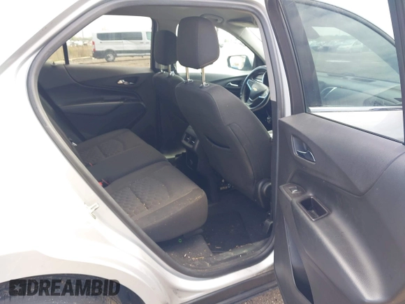2018 Chevrolet Equinox LT with VIN 2GNAXSEV7J6278734, listed as a IAAI auction lot 42188943 with 321,936 mi miles. Bid and sale history available at carsss.com. Image 8.