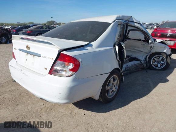2004 Toyota Camry LE with VIN 4T1BF30KX4U065023, listed as a IAAI auction lot 41085725 with 278,218 mi miles. Bid and sale history available at carsss.com. Image 4.
