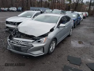 2020 Hyundai Elantra SEL z VIN 5NPD84LF2LH585950, wystawiony jako IAAI lot #41928442 z przebiegiem 48 947 mil mil oraz . Historia ofert i sprzedaży dostępna na DreamBid. Obrazek 17.