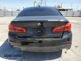 2019 BMW 5 Series 530e с VIN WBAJA9C5XKB388713, выставлен на аукционе Copart как лот 51019565 с пробегом 33 640 миль миль и Списание • Salvage title. История ставок и продаж доступна на DreamBid. Изображение 6.