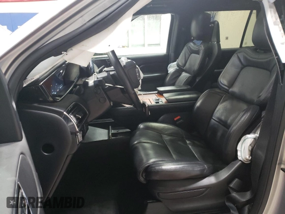 2020 Lincoln Navigator Reserve z VIN 5LMJJ2LT6LEL17168, wystawiony jako Copart lot #46801685 z przebiegiem 40 230 mil mil oraz Nie do naprawy • Non repairable. Historia ofert i sprzedaży dostępna na DreamBid. Obrazek 7.