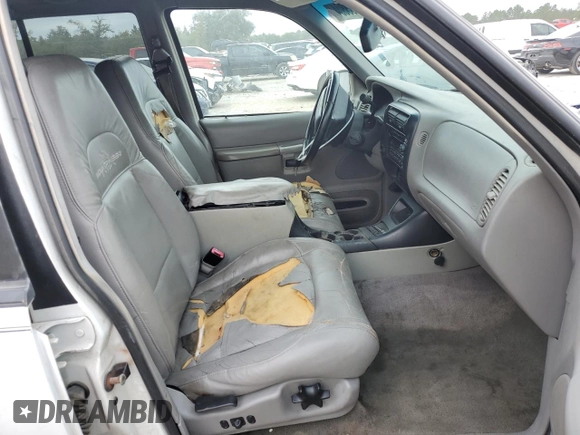 2000 Mercury Mountaineer with VIN 4M2ZU66P5YUJ09197, listed as a Copart auction lot 75933804 with 202,600 mi miles and Non repairable. Bid and sale history available at DreamBid. Image 7.