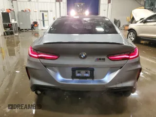 2022 BMW M8 Competition z VIN WBSGV0C02NCH36032, wystawiony jako Copart lot #45772865 z przebiegiem 33 647 mil mil oraz Szkoda całkowita • Salvage title. Historia ofert i sprzedaży dostępna na DreamBid. Obrazek 6.
