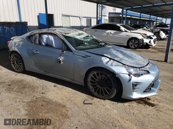 2020 Toyota 86 с VIN JF1ZNAA12L8751795, выставлен на аукционе Copart как лот 44229985 с пробегом 54 427 миль миль и Списание • Salvage title. История ставок и продаж доступна на DreamBid. Изображение 4.
