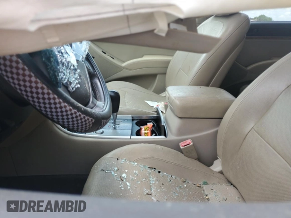 2012 Hyundai Veracruz Limited with VIN KM8NUDCC6CU202390, listed as a Copart auction lot 61538655 with Not provided miles and Non repairable. Bid and sale history available at DreamBid. Image 7.
