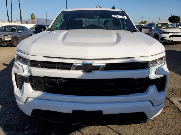 2024 Chevrolet Silverado 1500 RST with VIN 1GCUDEE84RZ169819, listed as a Copart auction lot 81853774 with 11,818 mi miles and Salvage Title. Bid and sale history available at carsss.com. Image 5.