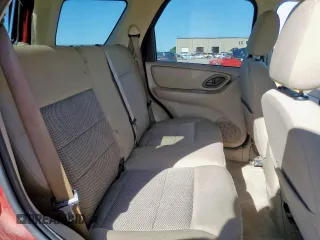 2005 Ford Escape XLT с VIN 1FMYU93185KE31449, выставлен на аукционе Copart как лот 57763225 с пробегом 249 819 миль миль и Списание • Salvage title. История ставок и продаж доступна на DreamBid. Изображение 11.