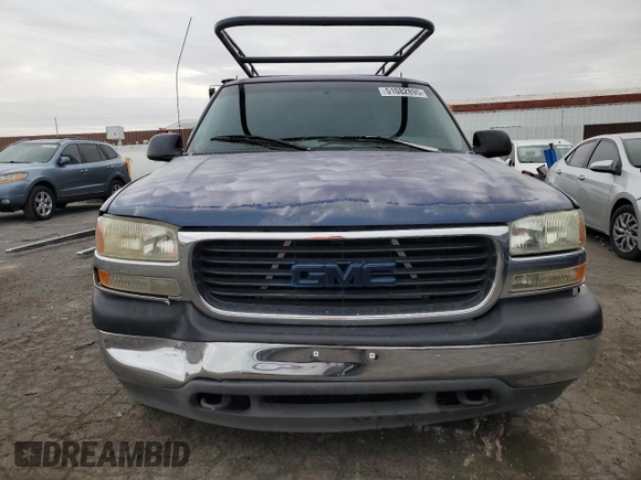 2000 GMC New Sierra 1500 SL with VIN 2GTEC19V3Y1125494, listed as a Copart auction lot 51082895 with 151,882 mi miles and Salvage Title. Bid and sale history available at carsss.com. Image 5.
