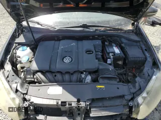 2013 Volkswagen Golf w/Conv & Sunroof z VIN WVWBB7AJ5DW005104, wystawiony jako Copart lot #60706685 z przebiegiem 111 146 mil mil oraz Czysty tytuł • Clean title. Historia ofert i sprzedaży dostępna na DreamBid. Obrazek 11.