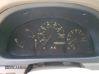 2003 Lexus RX 300 z VIN JTJHF10U330315791, wystawiony jako Copart lot #58027815 z przebiegiem 196 119 mil mil oraz Czysty tytuł • Clean title. Historia ofert i sprzedaży dostępna na DreamBid. Obrazek 9.
