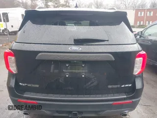 2022 Ford Explorer XLT with VIN 1FMSK8DH6NGB16928, listed as a IAAI auction lot 41917630 with 51,427 mi miles and . Bid and sale history available at DreamBid. Image 17.