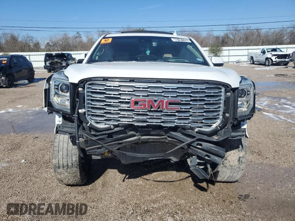 2018 GMC Yukon Denali with VIN 1GKS1CKJ9JR318066, listed as a Copart auction lot 89187255 with 0 mi miles and Clean Title. Bid and sale history available at carsss.com. Image 5.