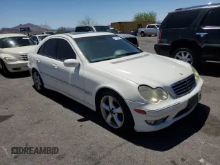 2005 Mercedes-Benz C 230 Kompressor с VIN WDBRF40J45F672944, выставлен на аукционе Copart как лот 57000985 с пробегом 194 056 миль миль и Чистый • Clean title. История ставок и продаж доступна на DreamBid. Изображение 4.