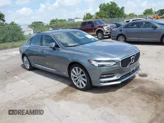 2018 Volvo S90 Inscription z VIN LVY992ML9JP008239, wystawiony jako IAAI lot #42452758 z przebiegiem Nie podano mil oraz . Historia ofert i sprzedaży dostępna na DreamBid. Obrazek 1.
