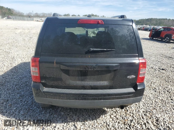 2015 Jeep Patriot Altitude z VIN 1C4NJRBB9FD347740, wystawiony jako Copart lot #48906625 z przebiegiem 105 310 mil mil oraz Szkoda całkowita • Salvage title. Historia ofert i sprzedaży dostępna na DreamBid. Obrazek 6.