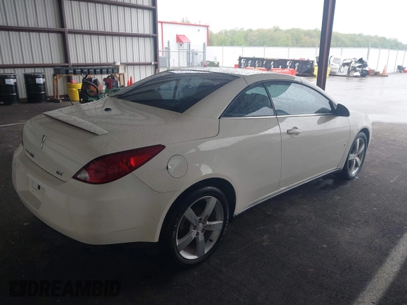 2007 Pontiac G6 GT with VIN 1G2ZH361X74169547, listed as a IAAI auction lot 42113613 with 114,781 mi miles and . Bid and sale history available at DreamBid. Image 4.