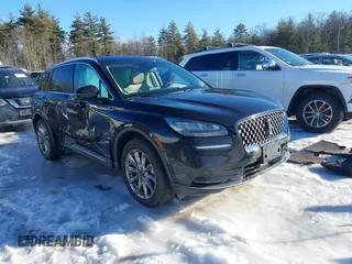 2020 Lincoln Corsair Reserve z VIN 5LMCJ2D91LUL23011, wystawiony jako IAAI lot #41663242 z przebiegiem 45 909 mil mil oraz . Historia ofert i sprzedaży dostępna na DreamBid. Obrazek 1.