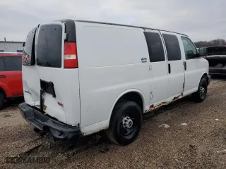 2008 GMC Savana Cargo Van with VIN 1GTGG25C081183754, listed as a Copart auction lot 85221394 with 157,977 mi miles and Salvage Title. Bid and sale history available at carsss.com. Image 3.