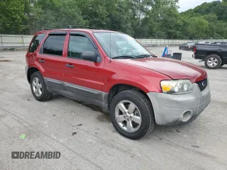2007 Ford Escape XLT with VIN 1FMCU93187KA75792, listed as a Copart auction lot 62697334 with 97,339 mi miles and Salvage Title. Bid and sale history available at carsss.com. Image 4.