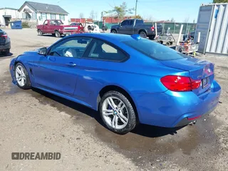 2014 BMW 4 Series 428i xDrive z VIN WBA3N5C50EF715770, wystawiony jako IAAI lot #41803713 z przebiegiem 77 602 mil mil oraz . Historia ofert i sprzedaży dostępna na DreamBid. Obrazek 3.