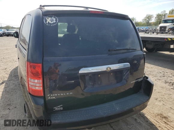 2010 Chrysler Town & Country Touring with VIN 2A4RR5DX4AR345325, listed as a Copart auction lot 47212185 with 162,402 mi miles and Non Repairable. Bid and sale history available at DreamBid. Image 6.