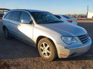 2007 Chrysler Pacifica Touring with VIN 2A8GM68X77R126842, listed as a IAAI auction lot 41813527 with 304,838 mi miles. Bid and sale history available at carsss.com. Image 1.