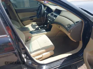 2008 Honda Accord LX z VIN 1HGCP26348A156233, wystawiony jako IAAI lot #42326161 z przebiegiem 165 224 mil mil oraz . Historia ofert i sprzedaży dostępna na DreamBid. Obrazek 5.