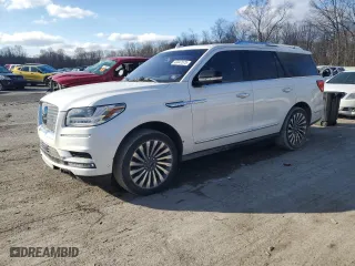 2019 Lincoln Navigator Reserve with VIN 5LMJJ2LT7KEL26055, listed as a Copart auction lot 43447575 with 83,019 mi miles and Salvage Title. Bid and sale history available at carsss.com. Image 1.