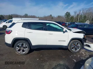 2020 Jeep Compass Limited z VIN 3C4NJCCB4LT129013, wystawiony jako IAAI lot #42016985 z przebiegiem 101 305 mil mil oraz . Historia ofert i sprzedaży dostępna na DreamBid. Obrazek 14.