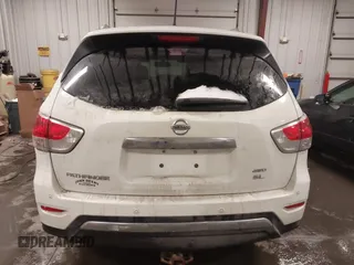 2015 Nissan Pathfinder SV z VIN 5N1AR2MM6FC707562, wystawiony jako IAAI lot #41583888 z przebiegiem 145 000 mil mil oraz . Historia ofert i sprzedaży dostępna na DreamBid. Obrazek 16.